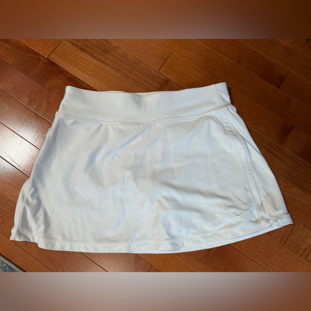 Nike White Dri-FIT Tennis skirt